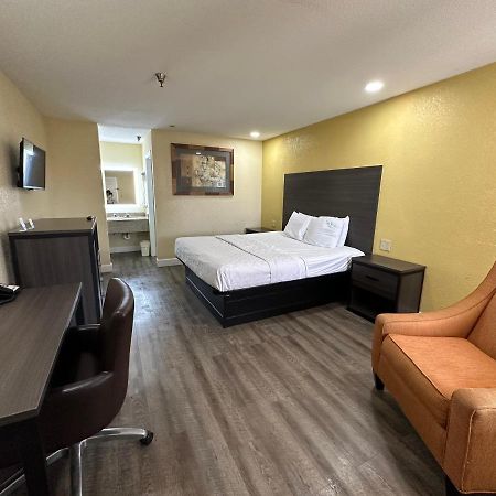 Rodeway Inn & Suites Hwy 290 Nw Houston Eksteriør billede