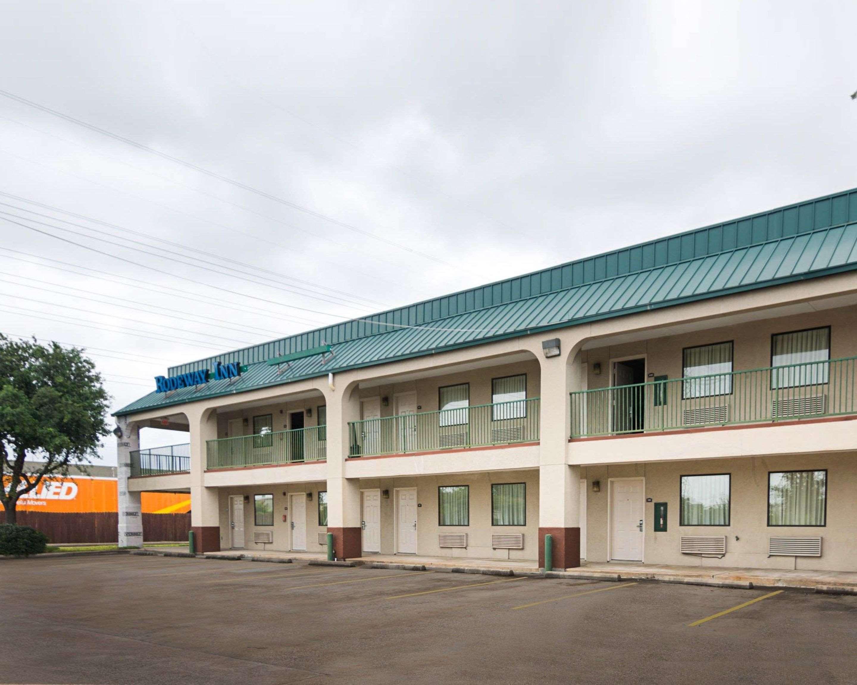 Rodeway Inn & Suites Hwy 290 Nw Houston Eksteriør billede