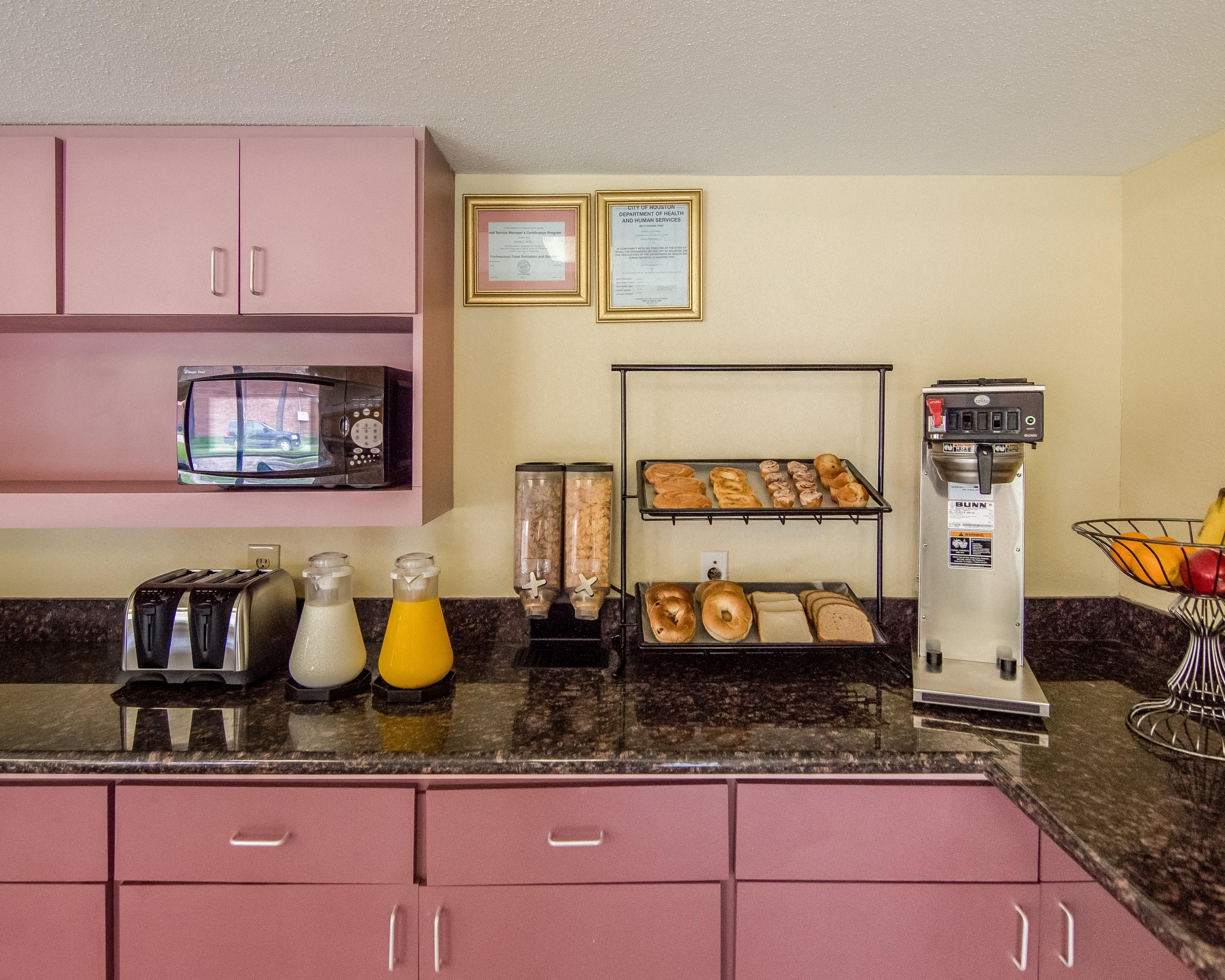 Rodeway Inn & Suites Hwy 290 Nw Houston Eksteriør billede