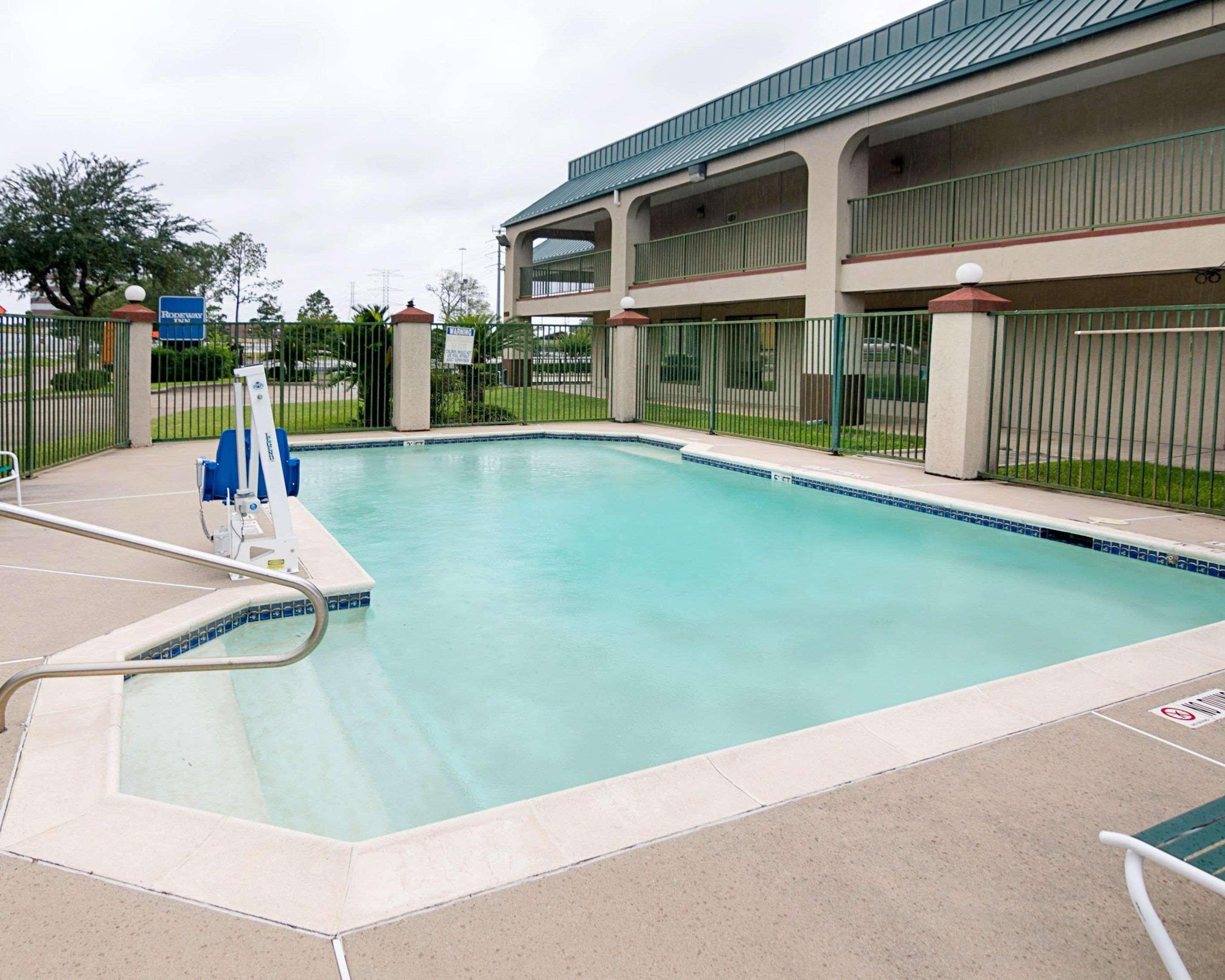 Rodeway Inn & Suites Hwy 290 Nw Houston Eksteriør billede