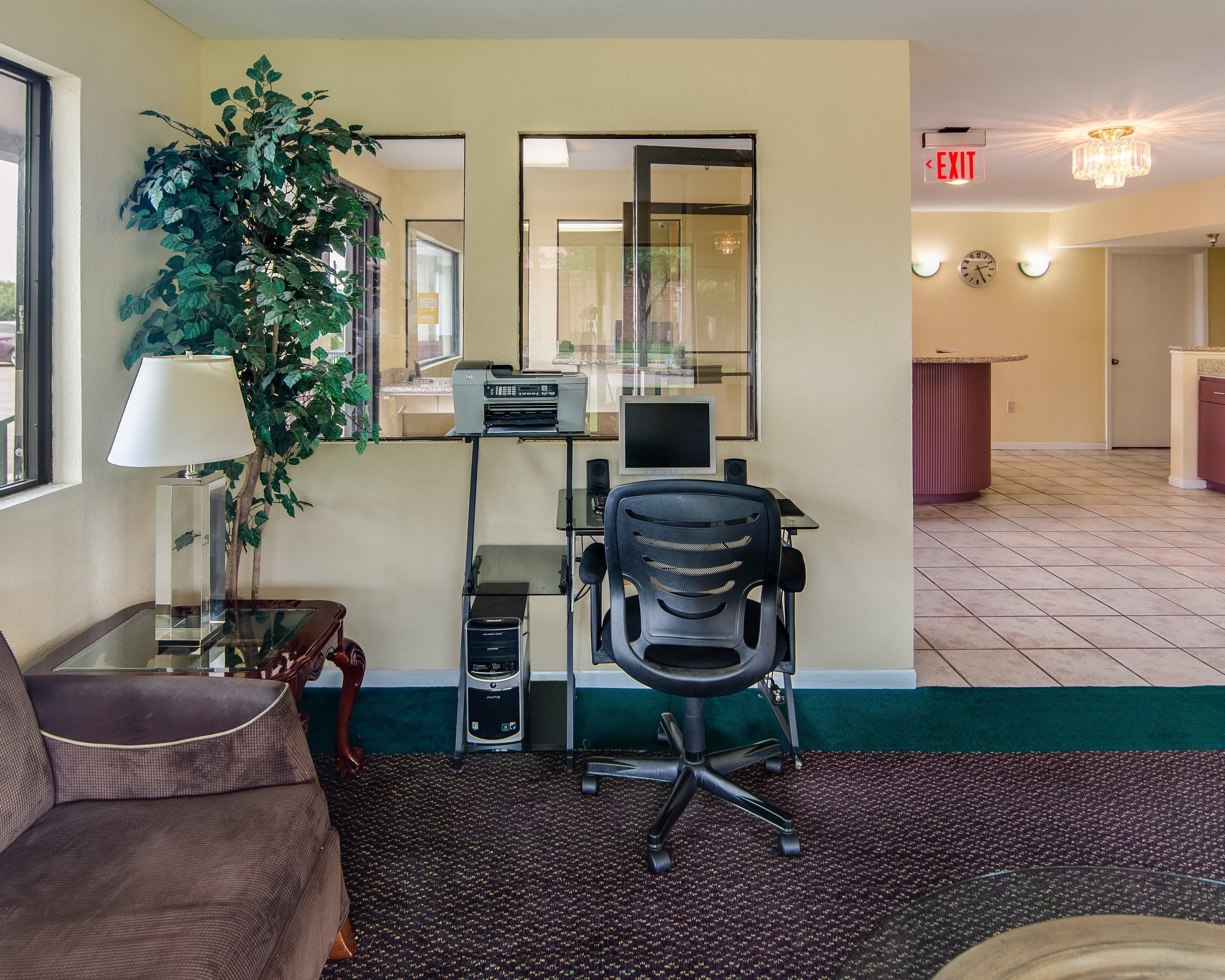 Rodeway Inn & Suites Hwy 290 Nw Houston Eksteriør billede