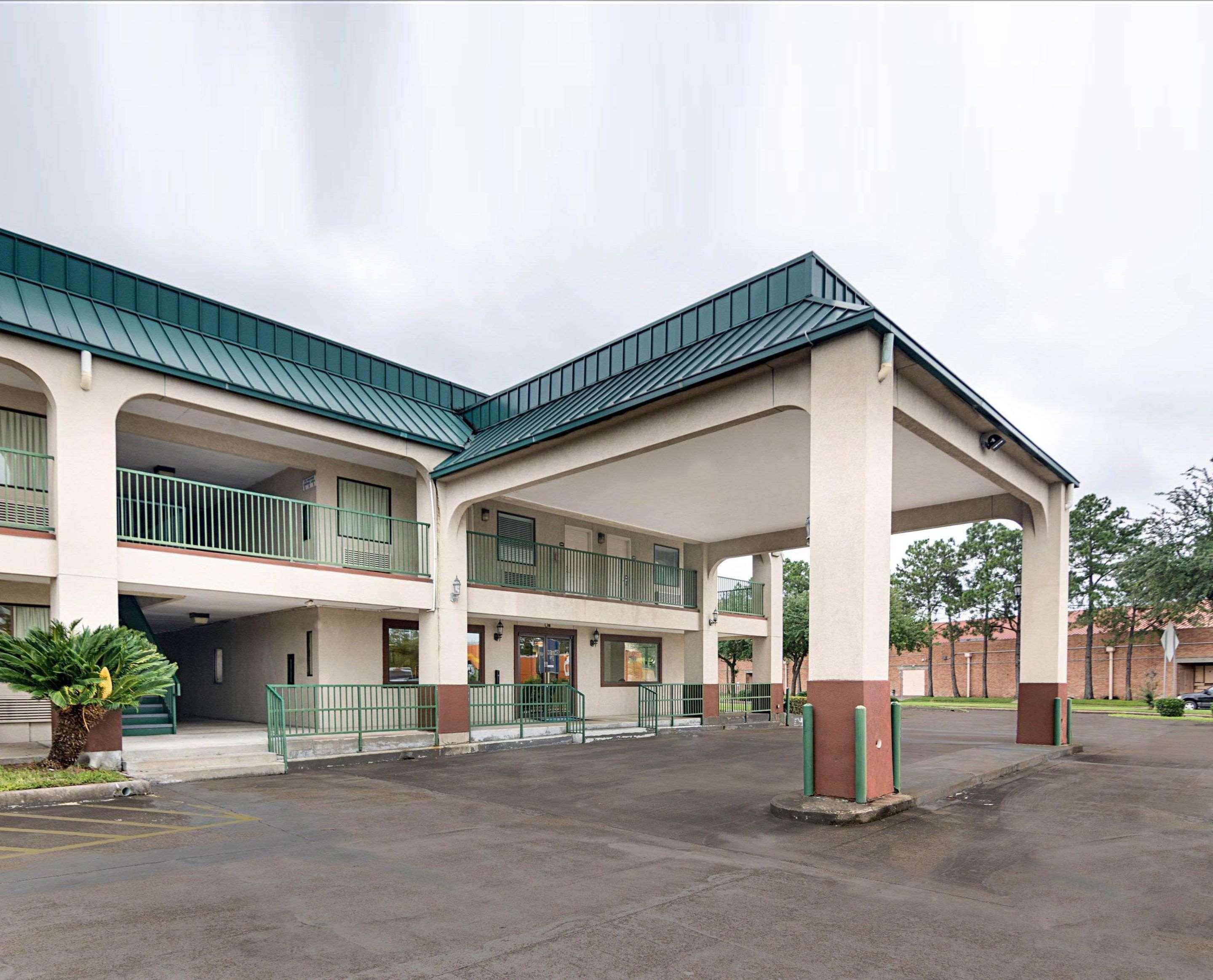 Rodeway Inn & Suites Hwy 290 Nw Houston Eksteriør billede