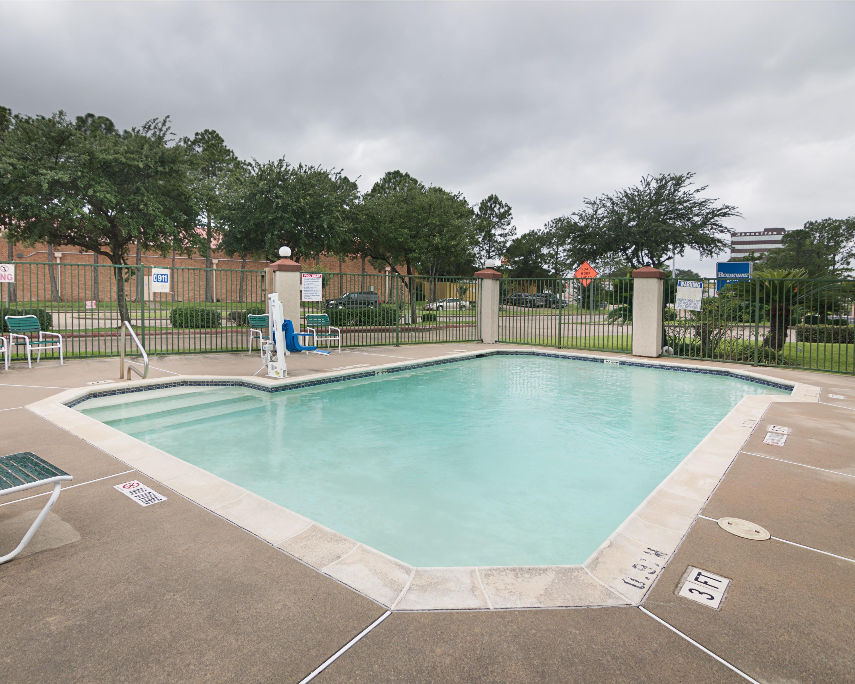 Rodeway Inn & Suites Hwy 290 Nw Houston Eksteriør billede