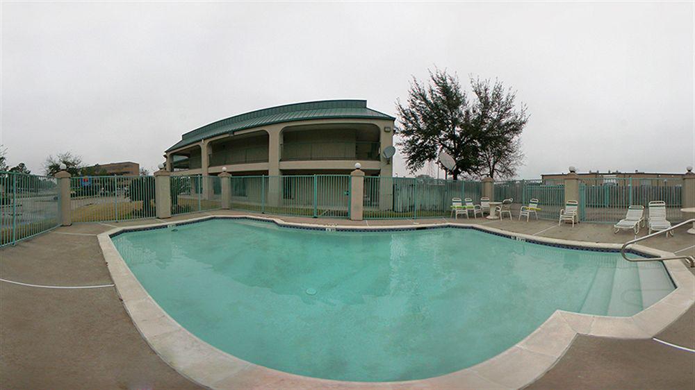 Rodeway Inn & Suites Hwy 290 Nw Houston Eksteriør billede